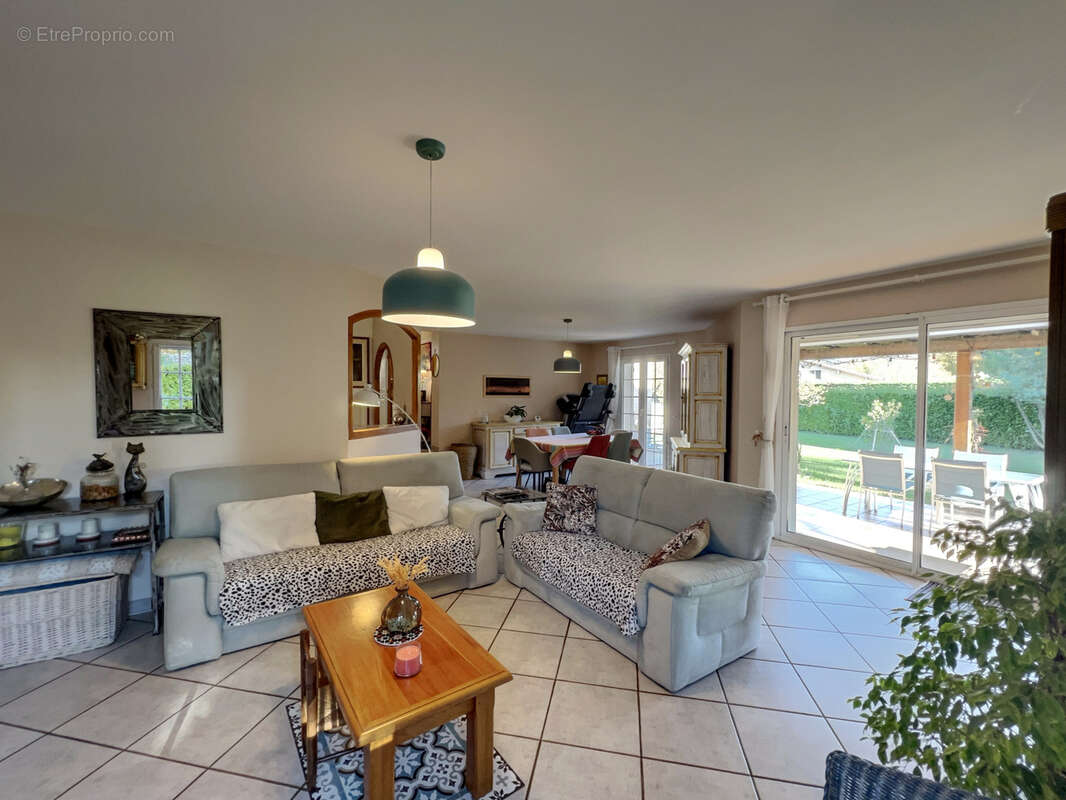 Maison à SAINT-PERAY