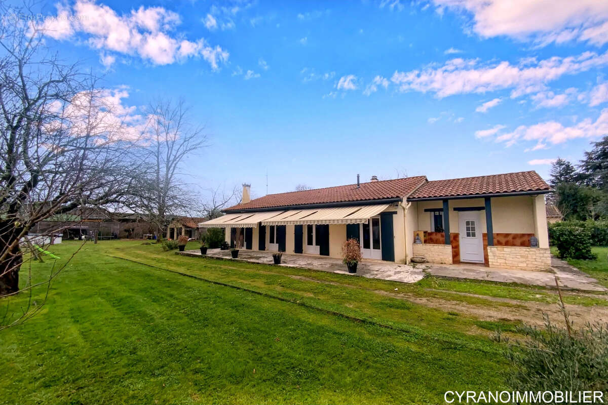 Maison à PRIGONRIEUX