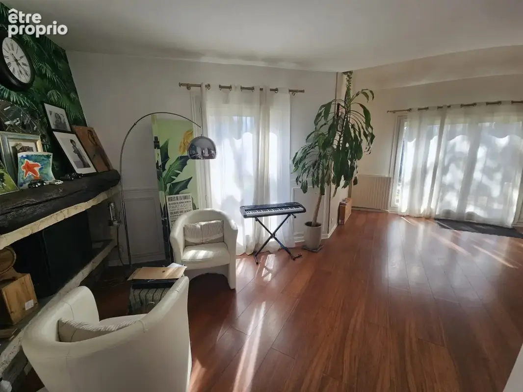 Maison 5 pièces 98 m² à vendre à Noisy-Le-Grand (93160) - photo 3