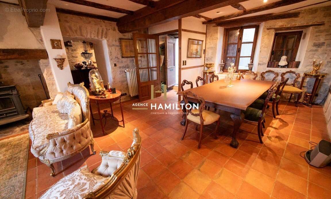 Maison à CORDES-SUR-CIEL