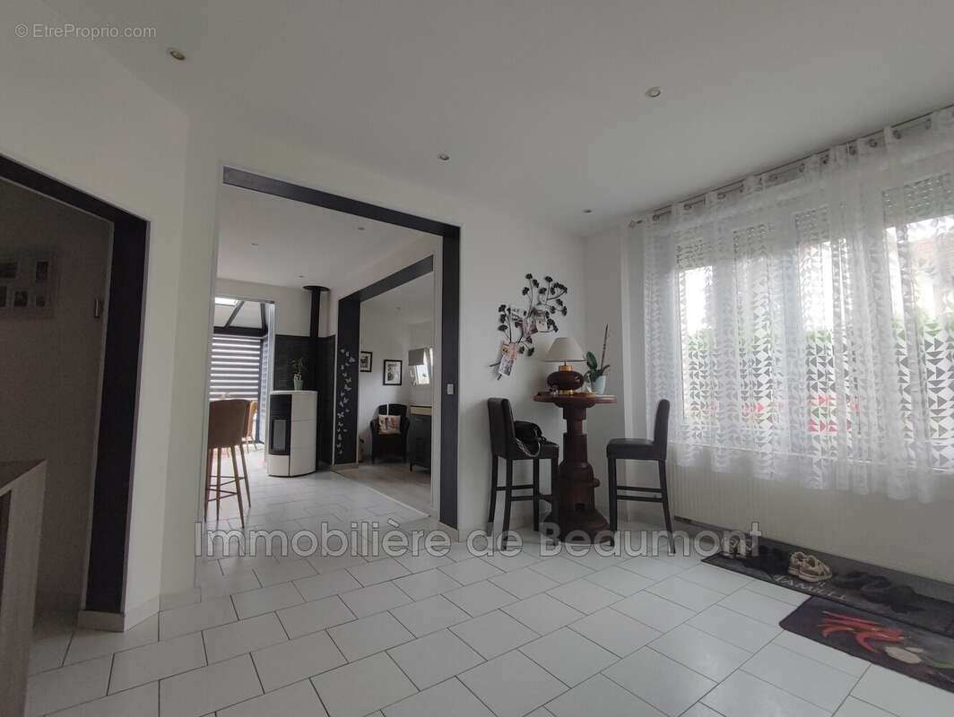 Maison à BEAUMONT-LE-ROGER