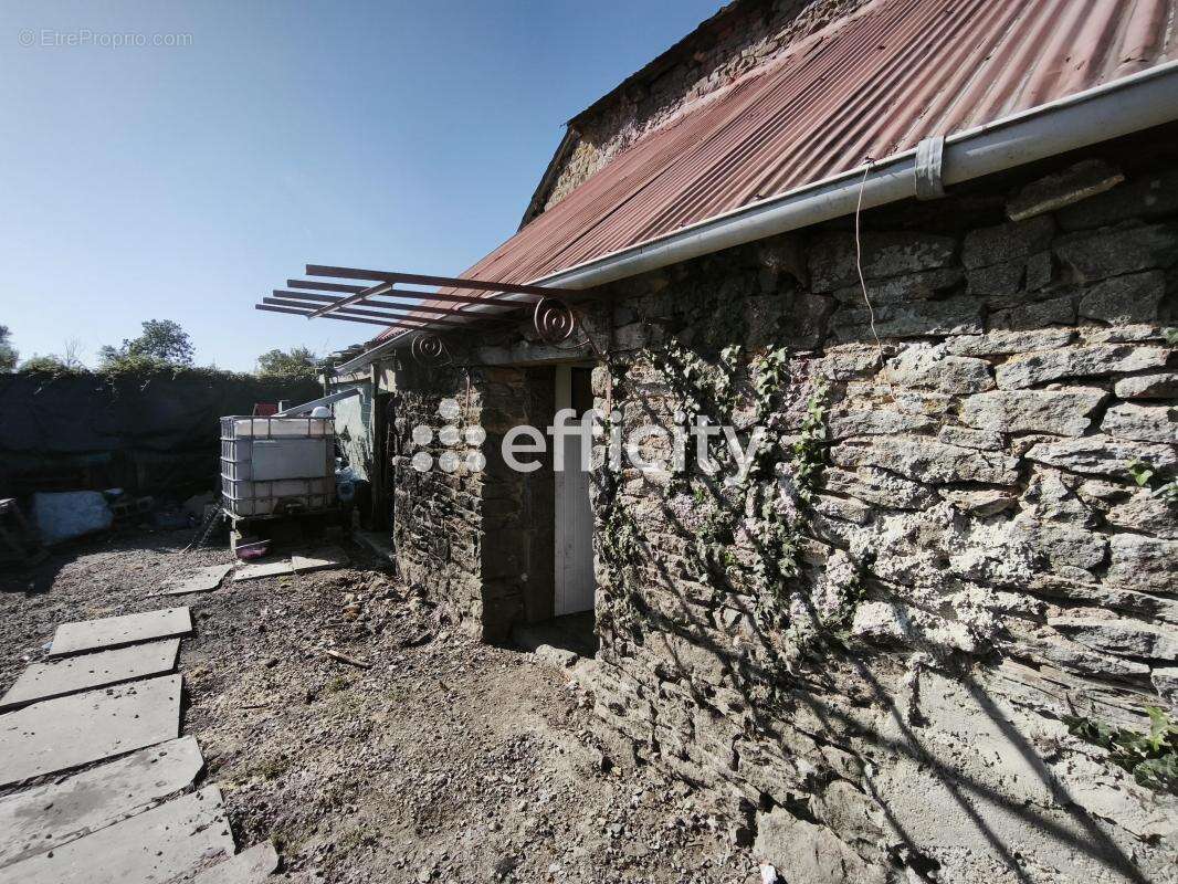 Maison 186 m² à Collinee  - photo 8