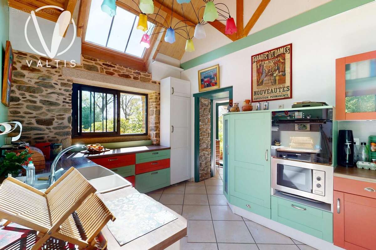 Maison à LANGUENAN