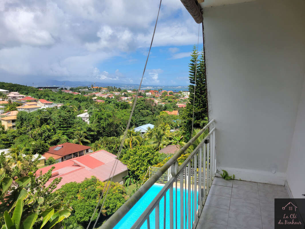 Appartement à LES TROIS-ILETS