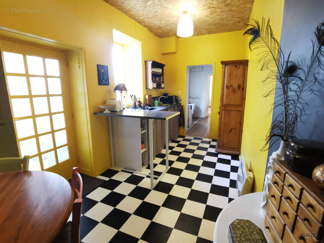 Appartement à SAUJON