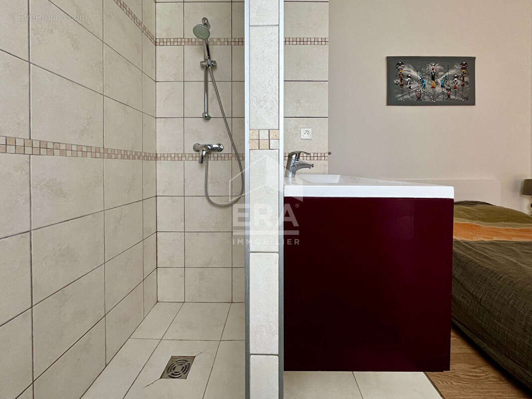 Autre à SAINT-PIERRE-LES-NEMOURS