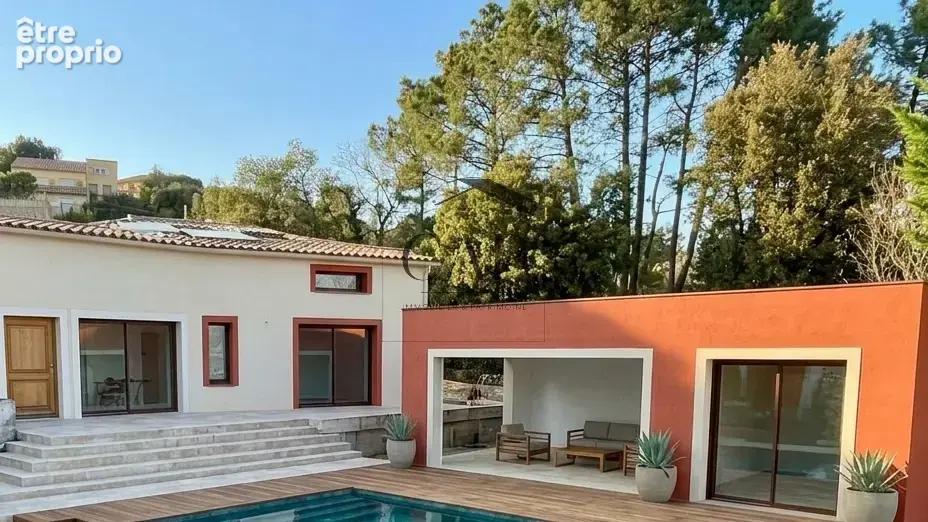 Villa de standing T5 de 196 m2 avec piscine à proximité de Solenzara - photo 5