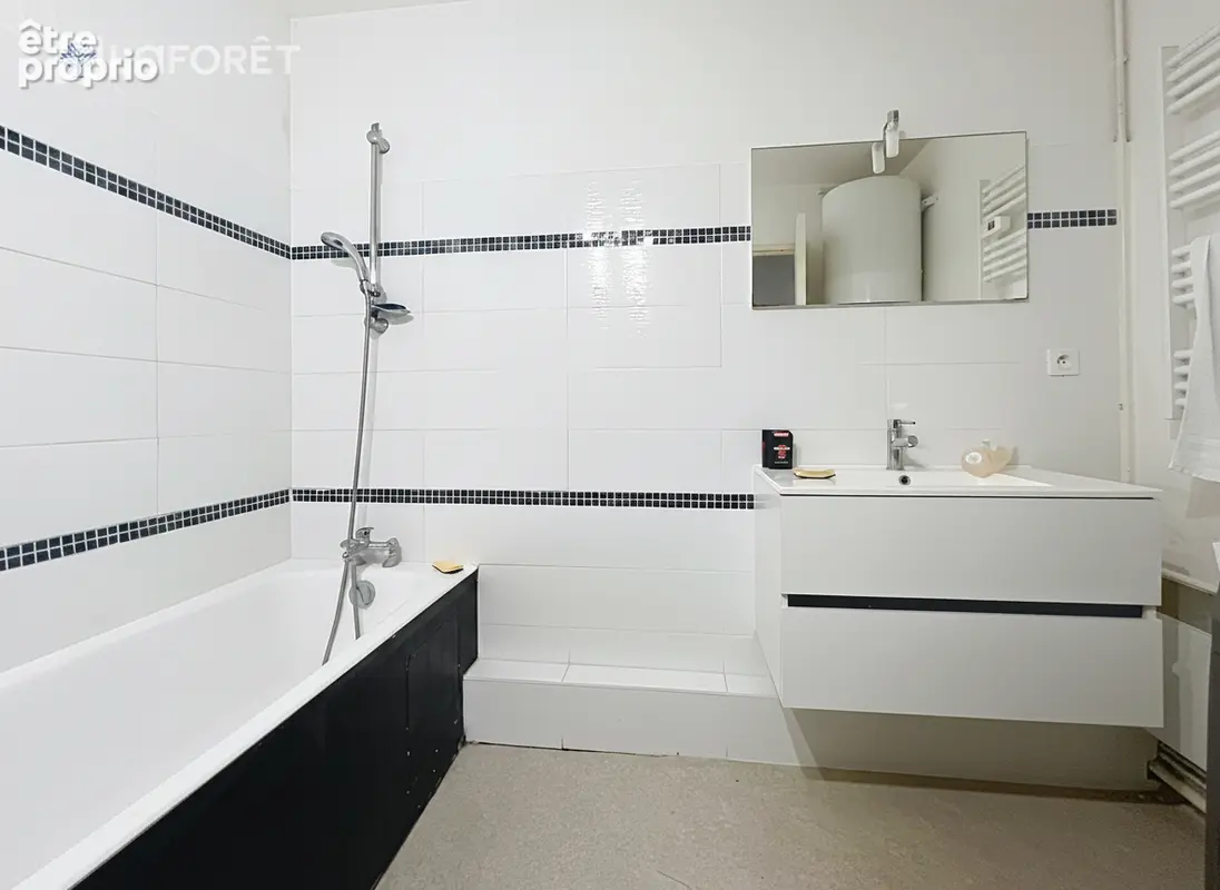Appartement Lorient 2 pièce(s) 50 m2 - photo 2