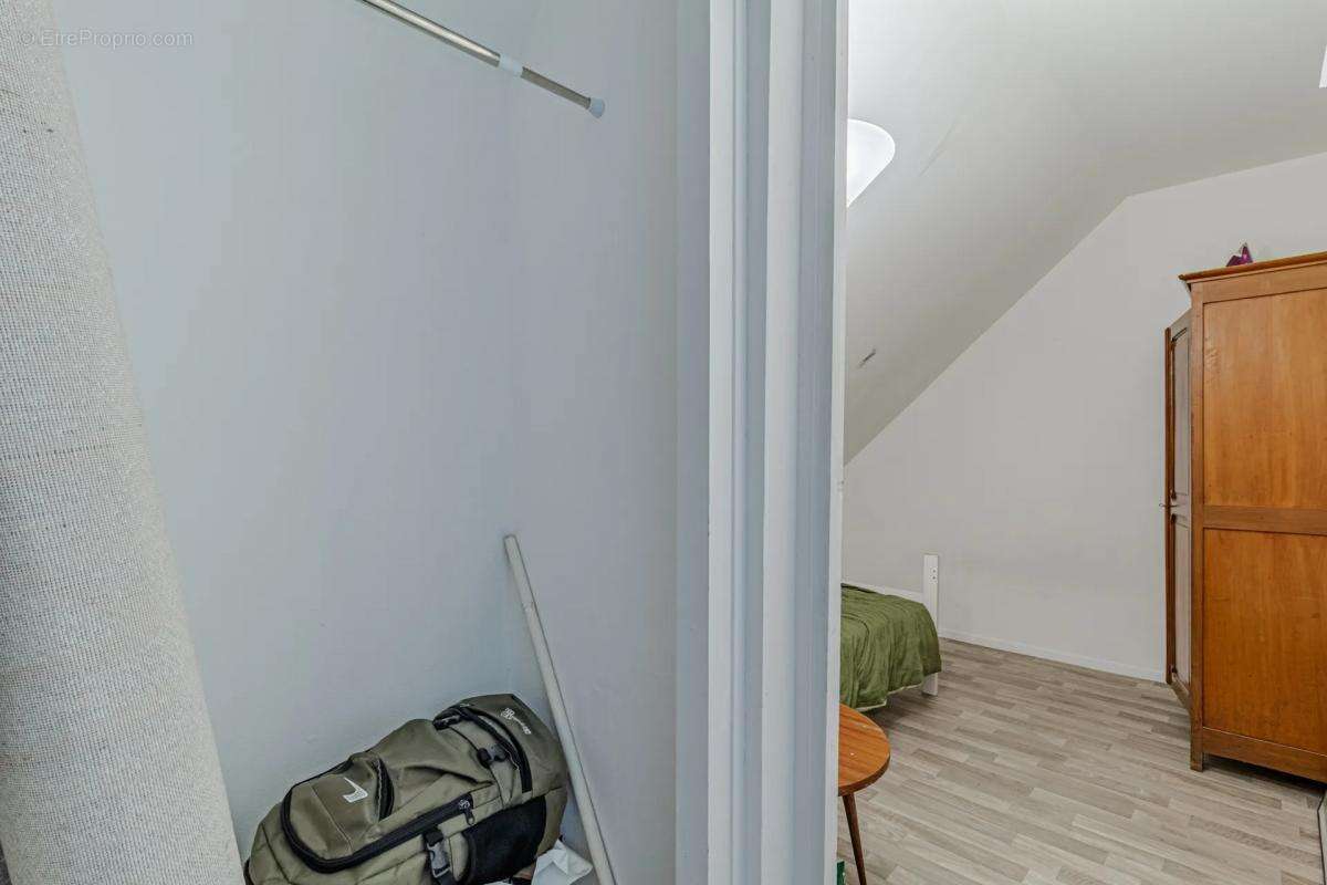 Appartement à DAMMARIE-LES-LYS