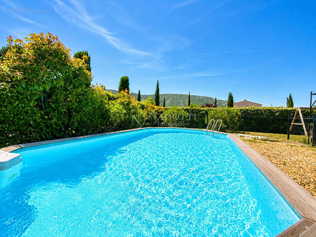 Villa de plain pied  en parfait état à Maubec - photo 3
