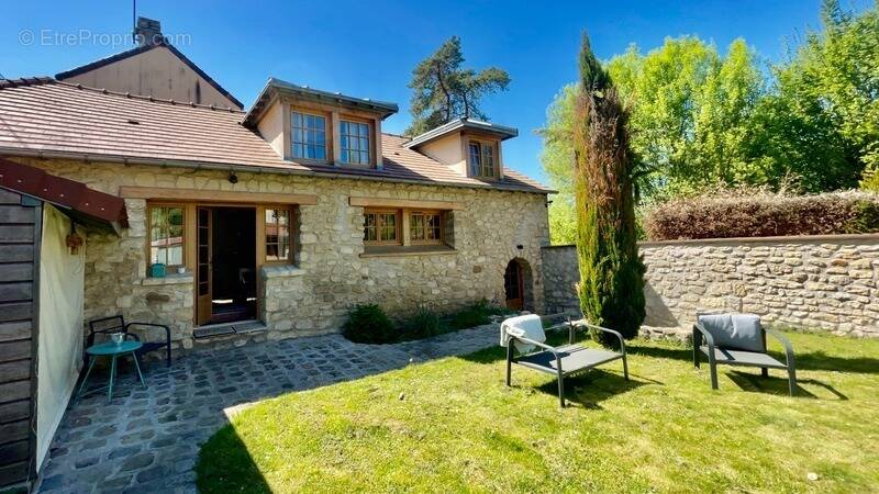 Maison à LUZARCHES