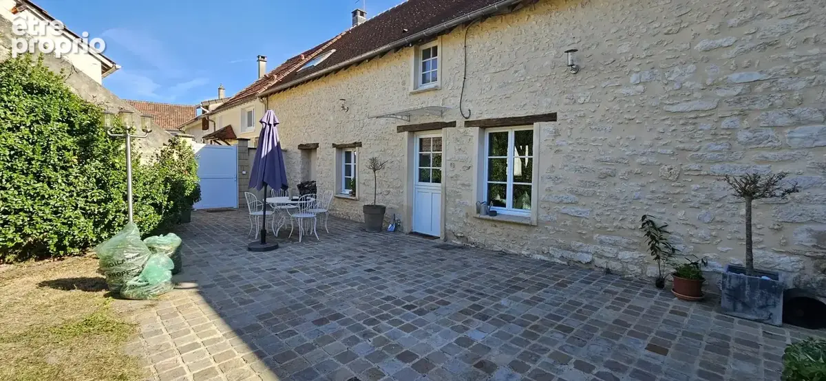 Maison à LA FERTE-ALAIS