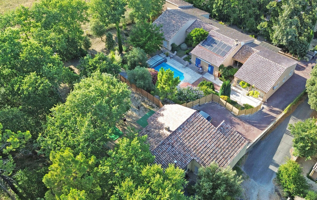 Maison à SAINT-RESTITUT