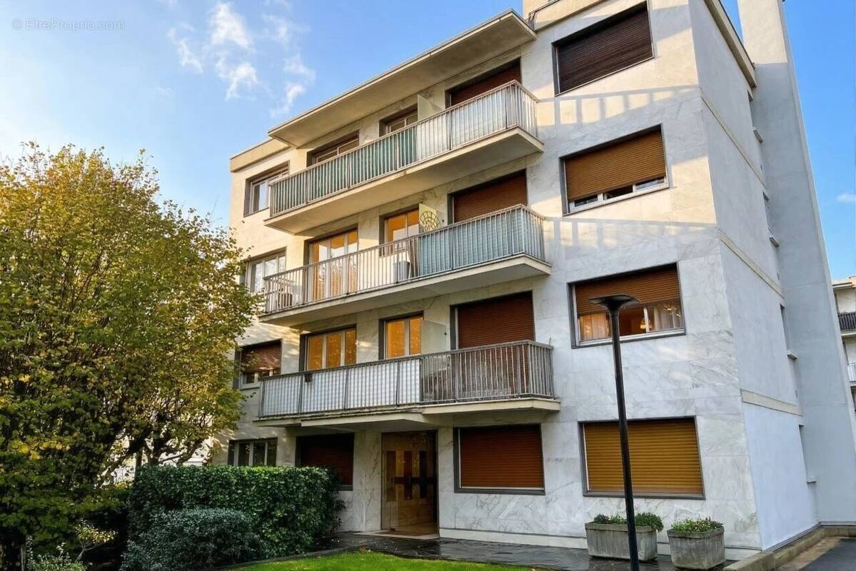 Appartement à SAINT-MAUR-DES-FOSSES