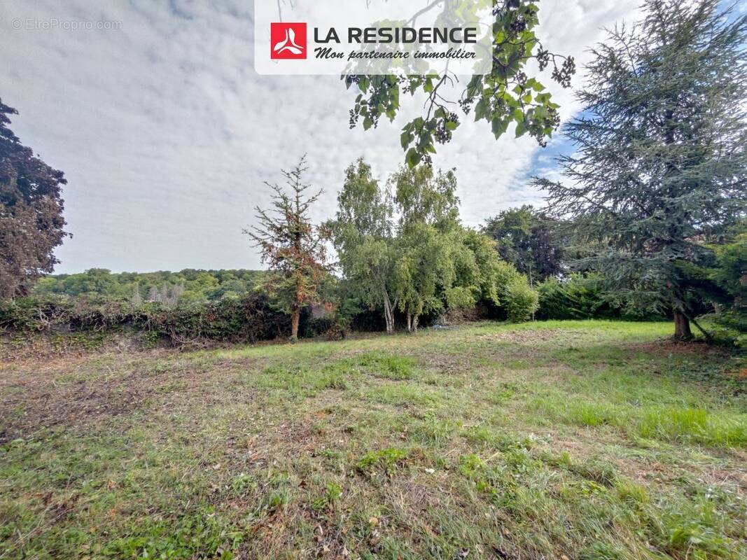 Terrain à GOUSSONVILLE