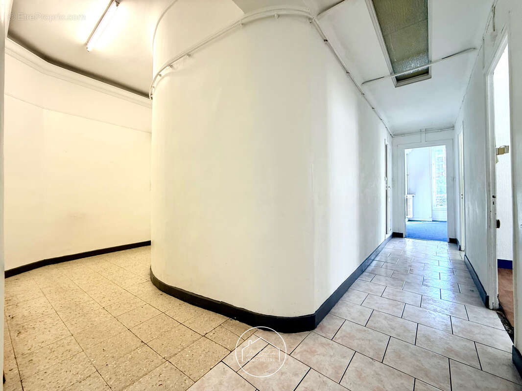 Appartement à MARSEILLE-6E
