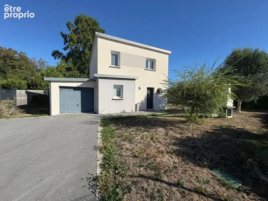 Maison à MELLAC