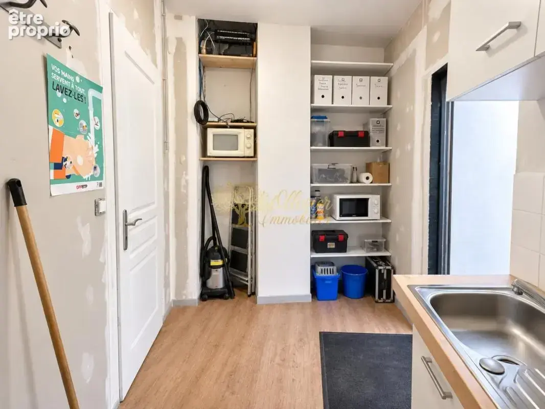 Local commercial avec garage et cour privative – Neuilly Plaisance - limite le Perreux sur Marne - photo 4