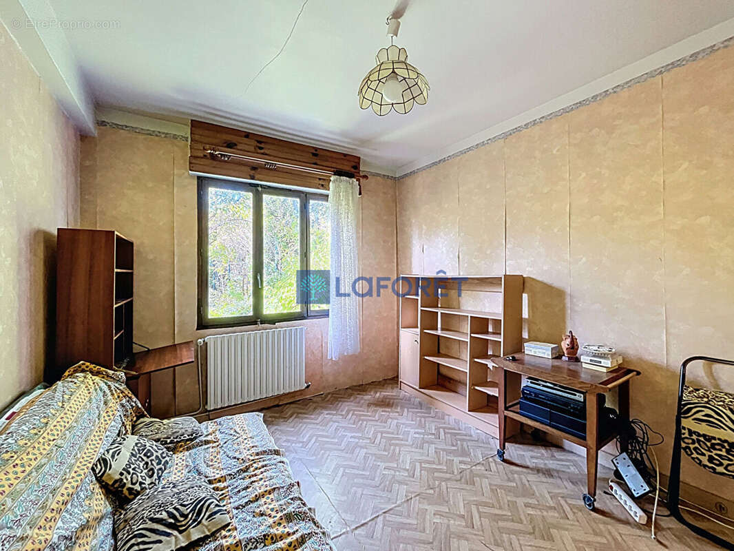 Maison à SAVIGNY-SUR-ORGE