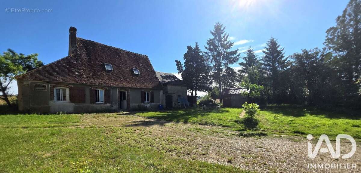 Maison 79 m² à Lavare  - photo 2