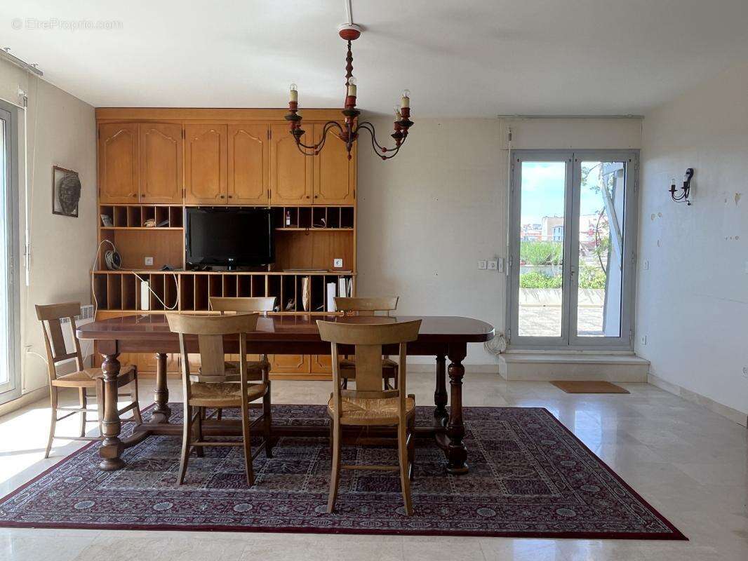 Appartement à NOGENT-SUR-MARNE