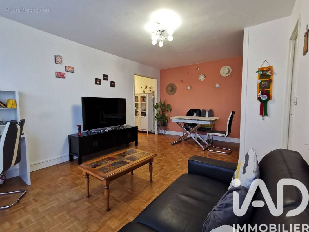 Photo 1 - Appartement à SAVIGNY-SUR-ORGE
