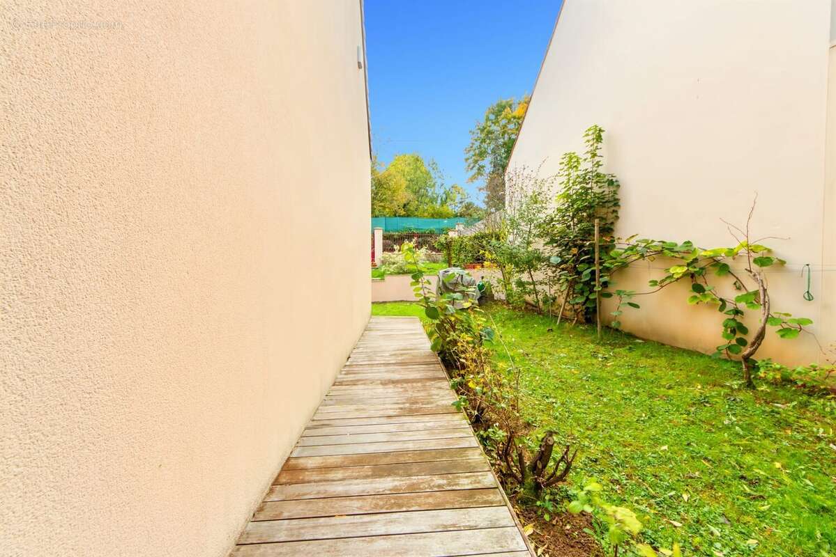 Maison à SUCY-EN-BRIE