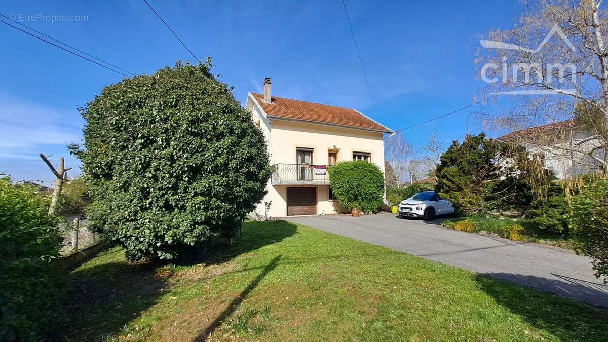 Maison à BOURGOIN-JALLIEU