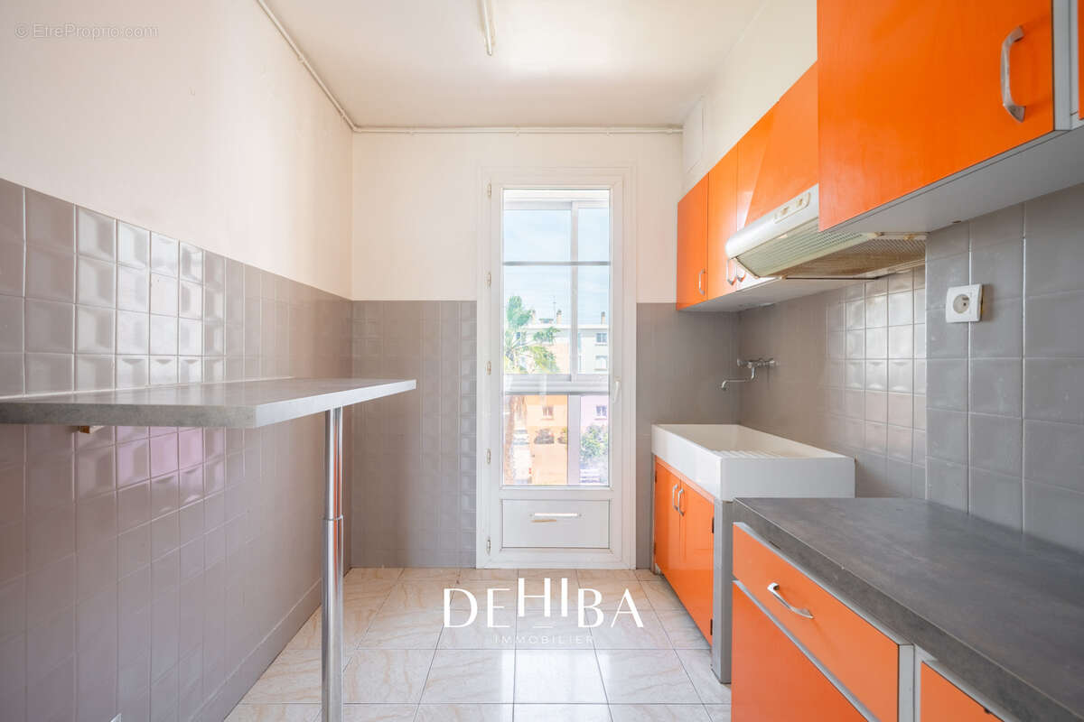 Appartement à MARSEILLE-8E