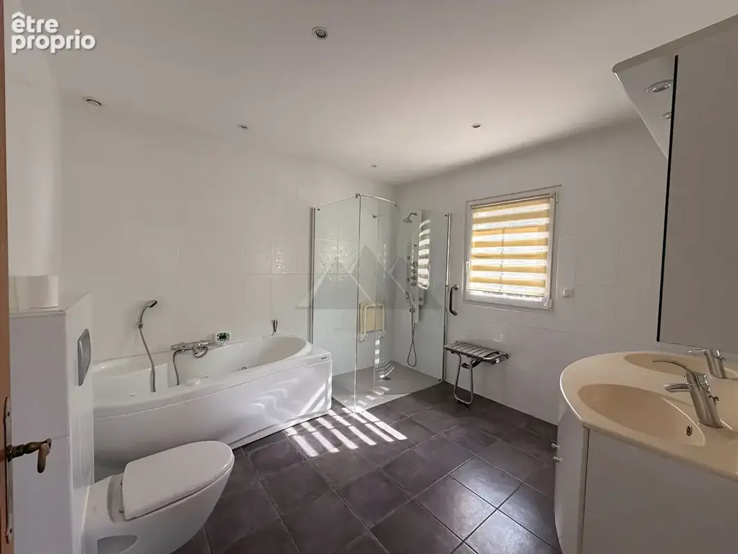 A vendre fouesnant mousterlin maison  8 pieces 218 m2  sur 2000m2 - photo 8