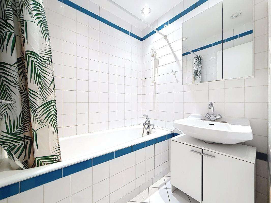 Appartement à PARIS-5E