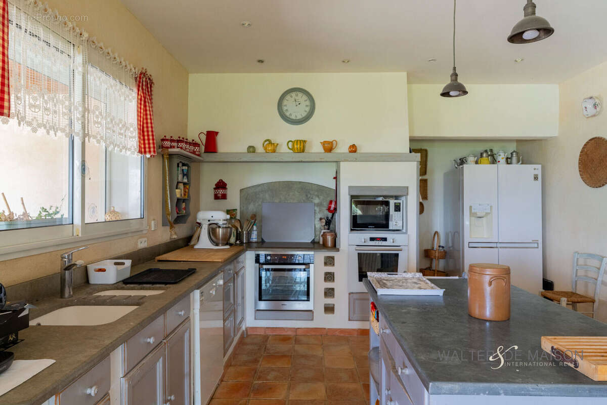 Maison à ROCHEFORT-DU-GARD