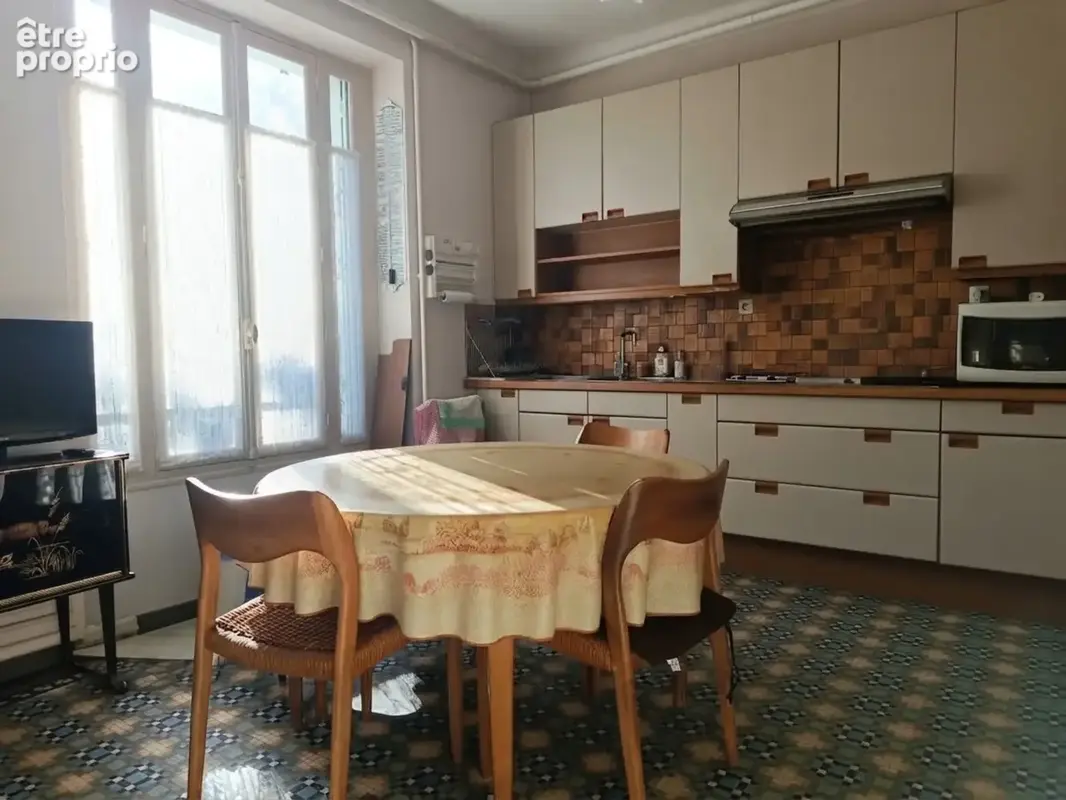 À Sauvigny-les-Bois, jolie maison familiale avec dépendances et grand terrain - photo 6