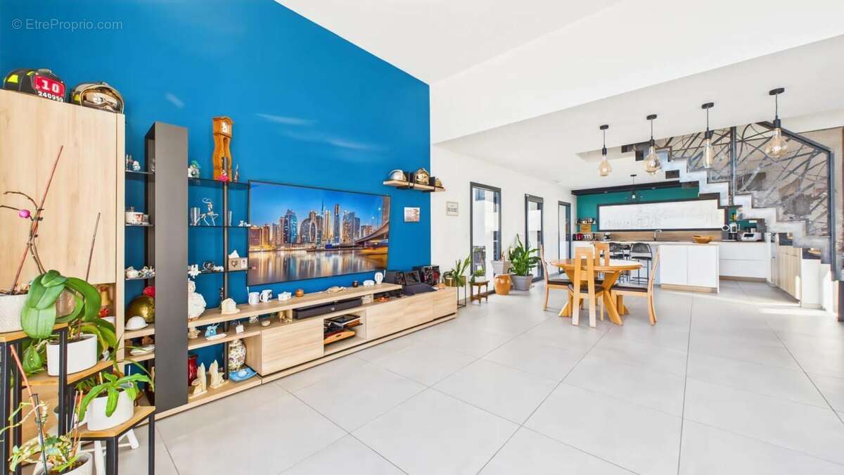 Maison à PONT-DE-L&#039;ISERE