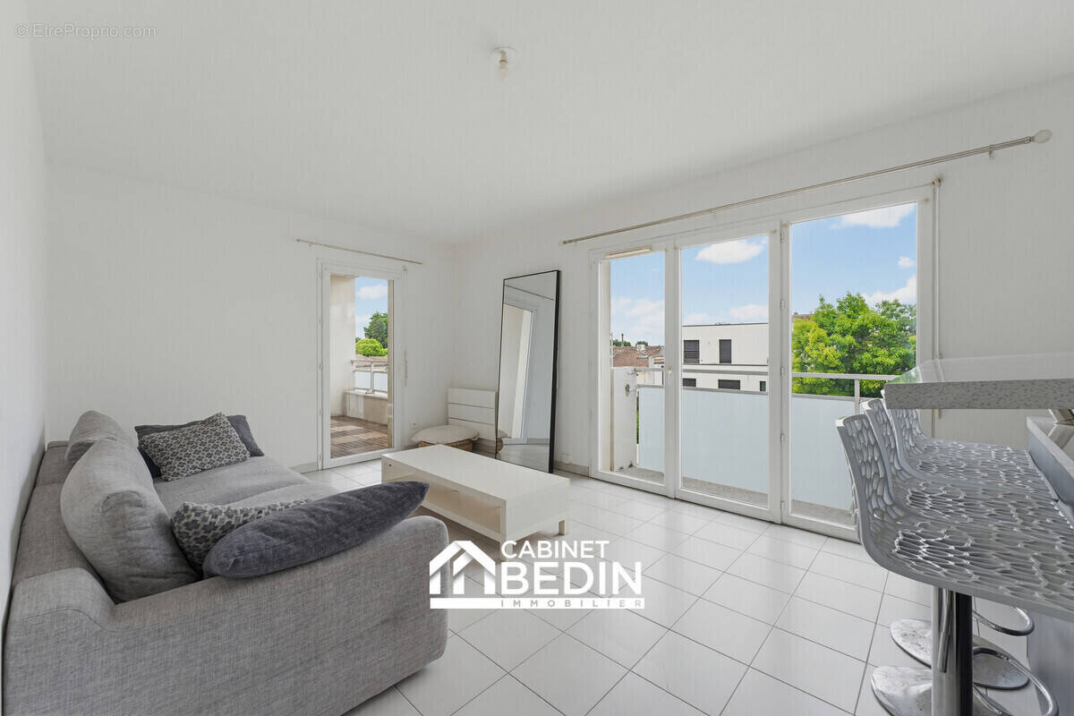 Appartement à LE HAILLAN