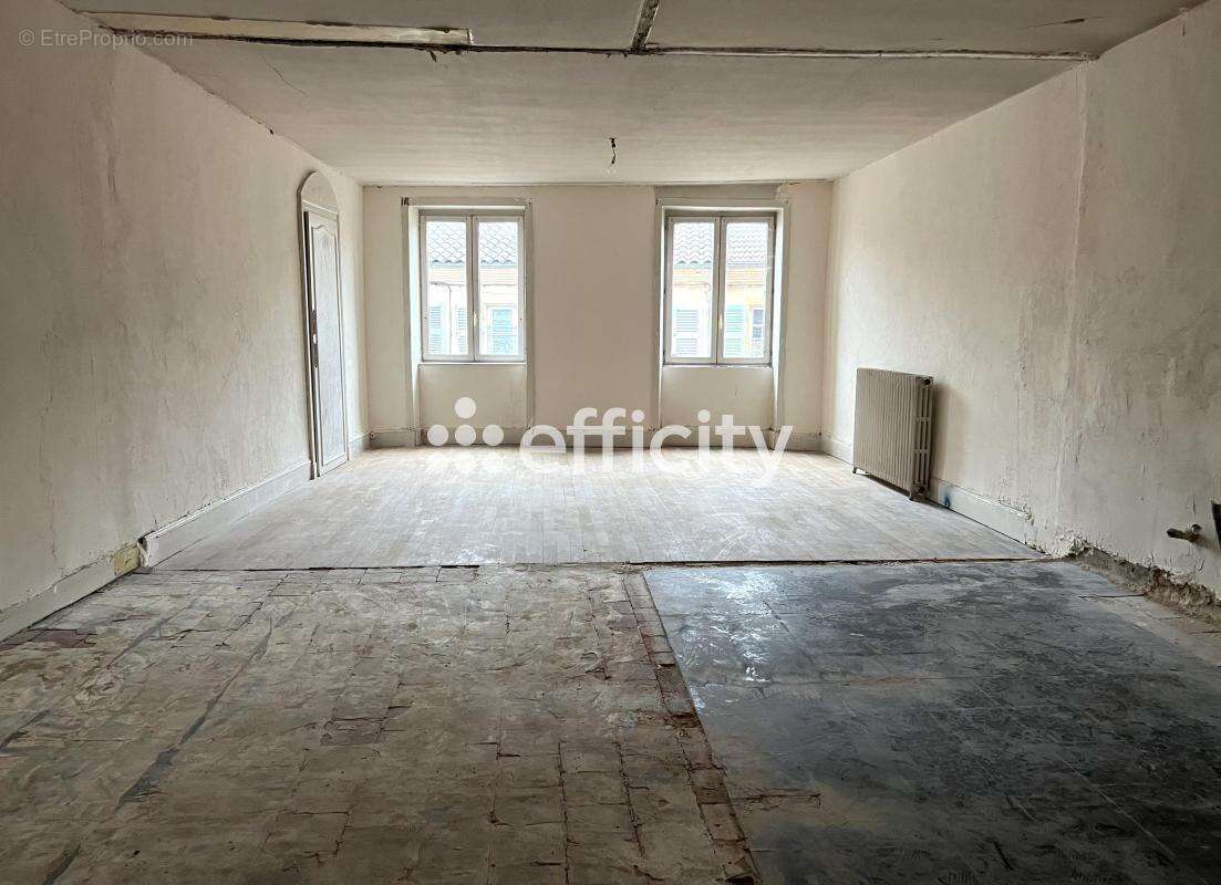 Appartement à THIZY