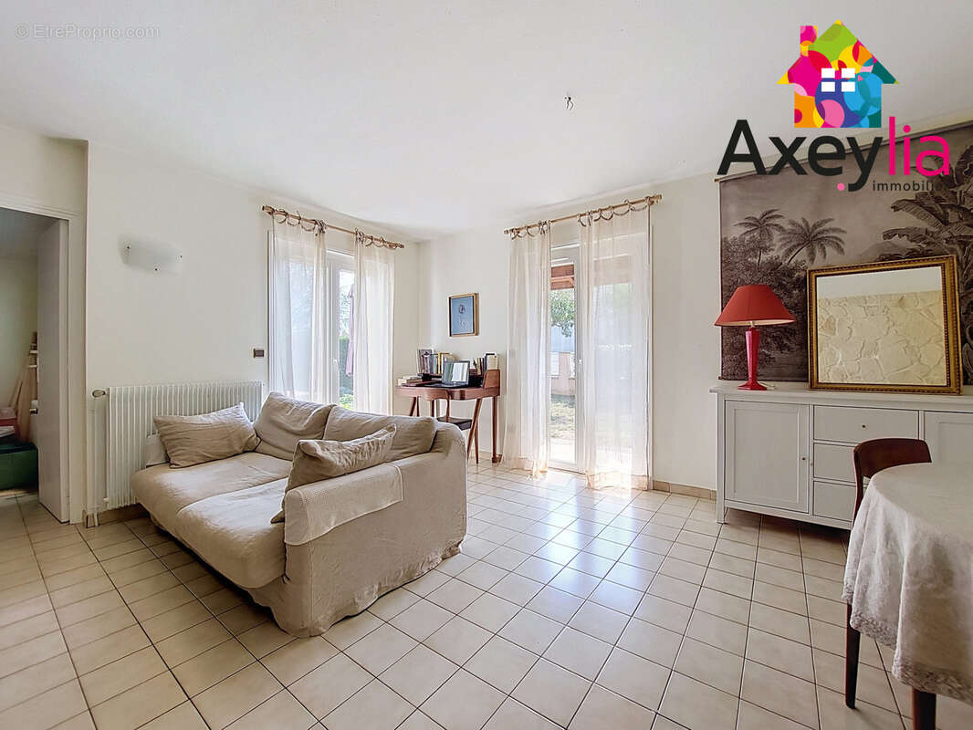 A vendre - le coteau - maison 4 chambres, terrain et garage - photo 9