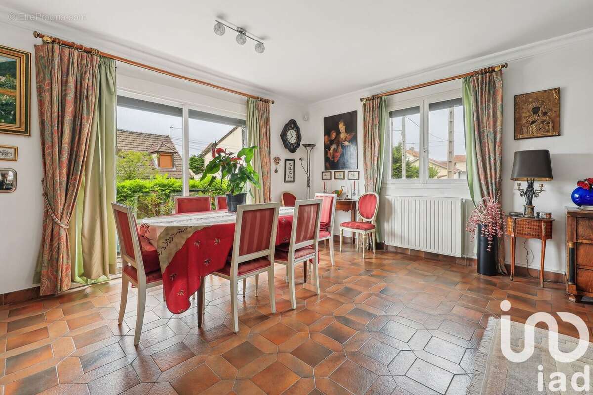 Photo 5 - Maison à SAINT-GRATIEN