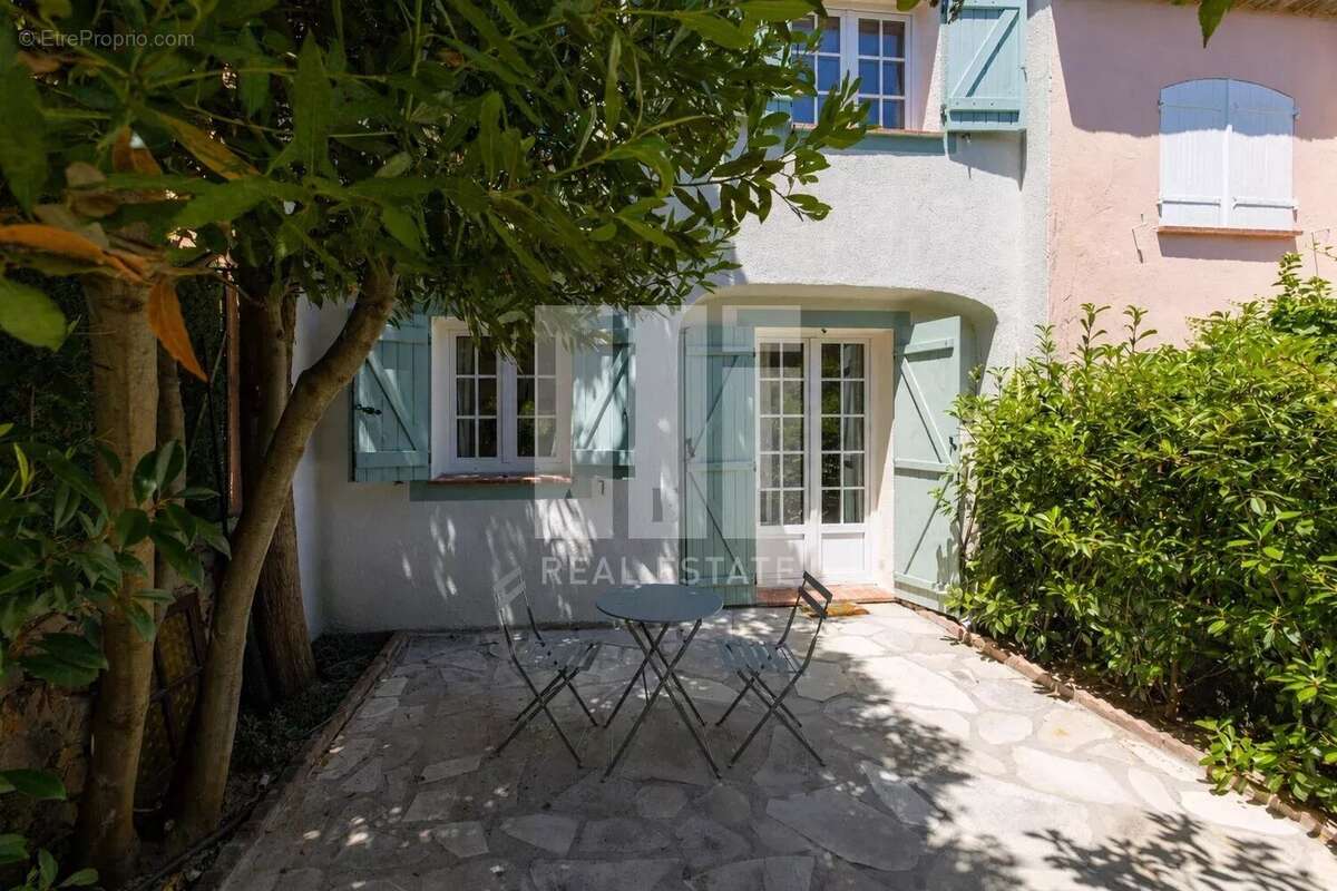 Cannes - domaine ferme a 10 mins des plages - ravissante maison provencale entierement renovee avec acces direct au parc de la c - photo 2