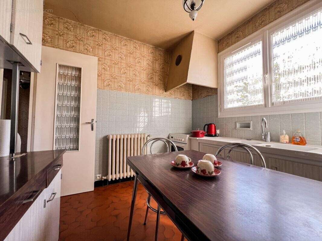 Maison à LIGUGE