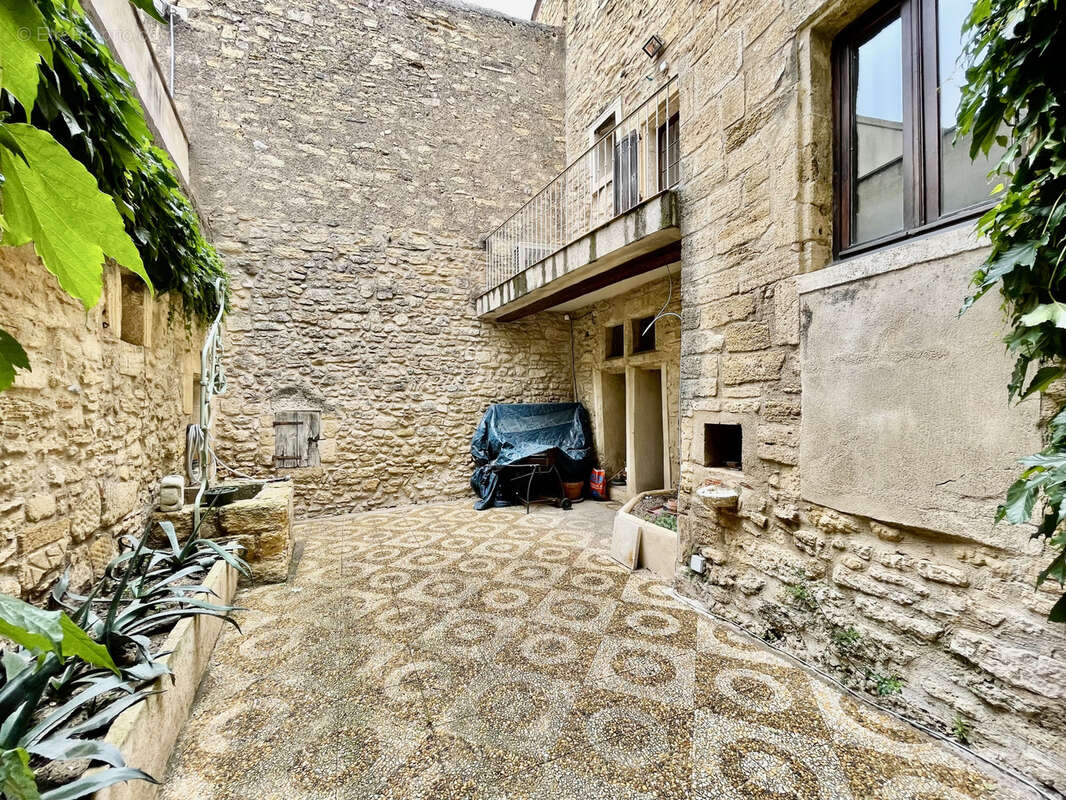 Maison à NEZIGNAN-L'EVEQUE