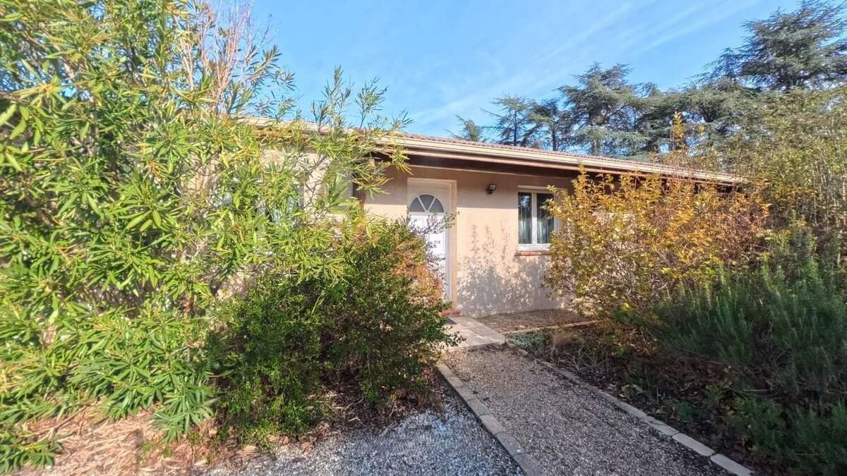 Maison à RAMONVILLE-SAINT-AGNE