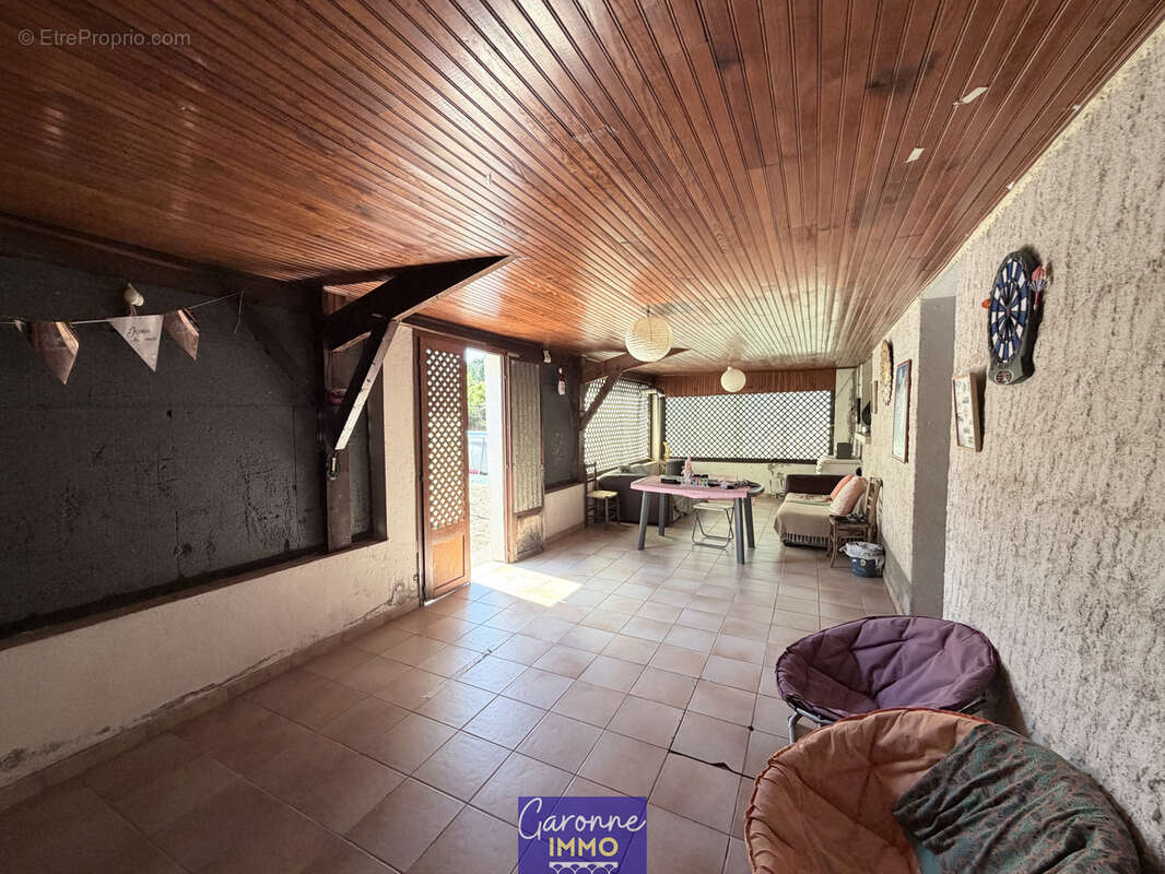 Maison à AIGUILLON