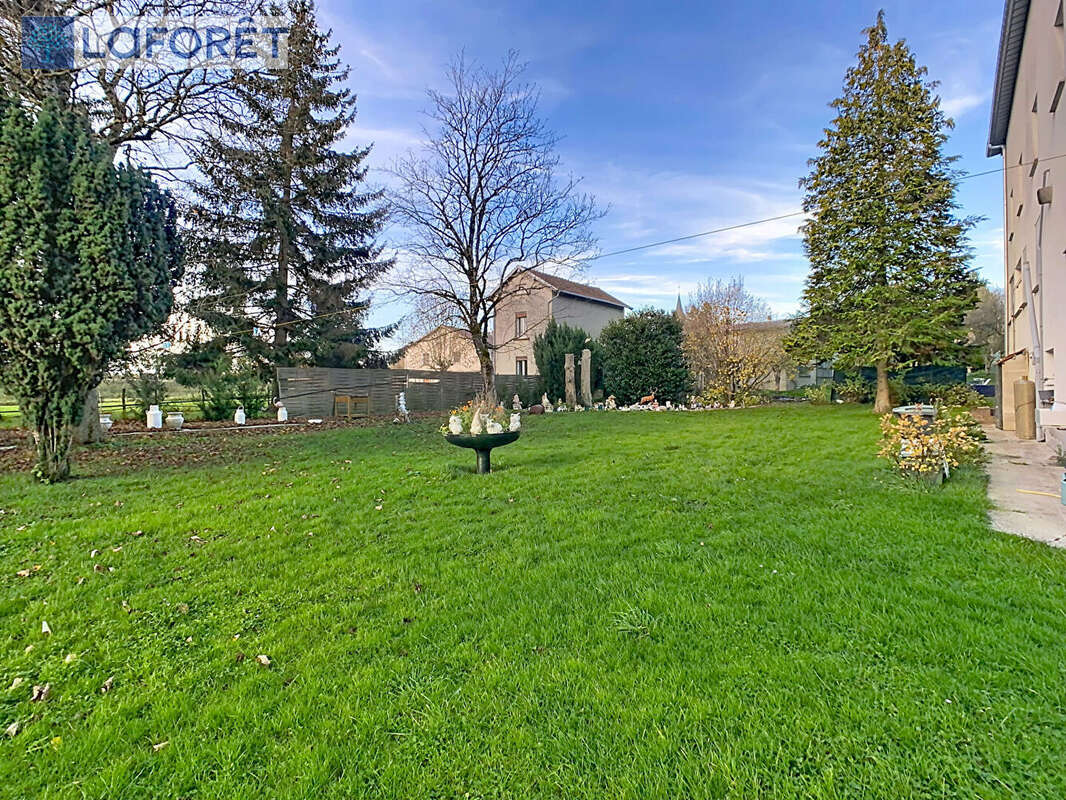 Commerce à VAL-DE-MEUSE