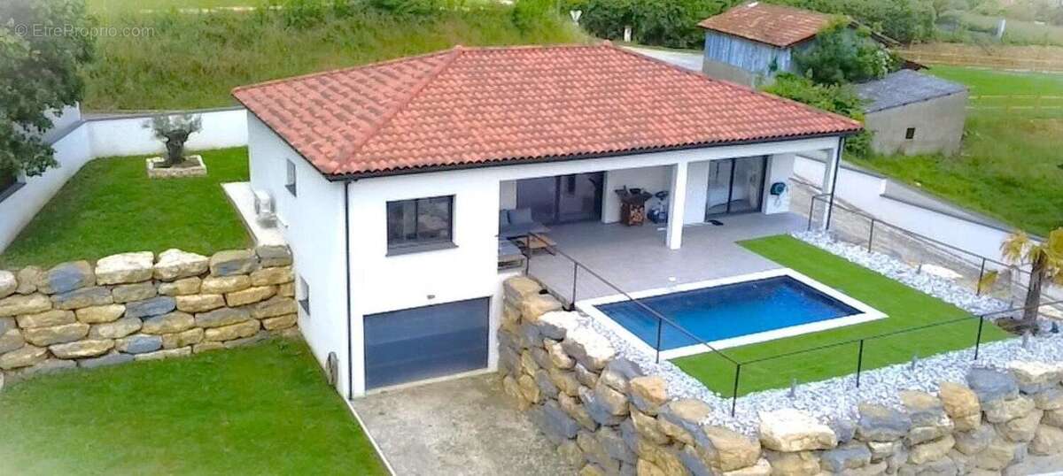 Maison 160 m² à Escosse  - photo 9
