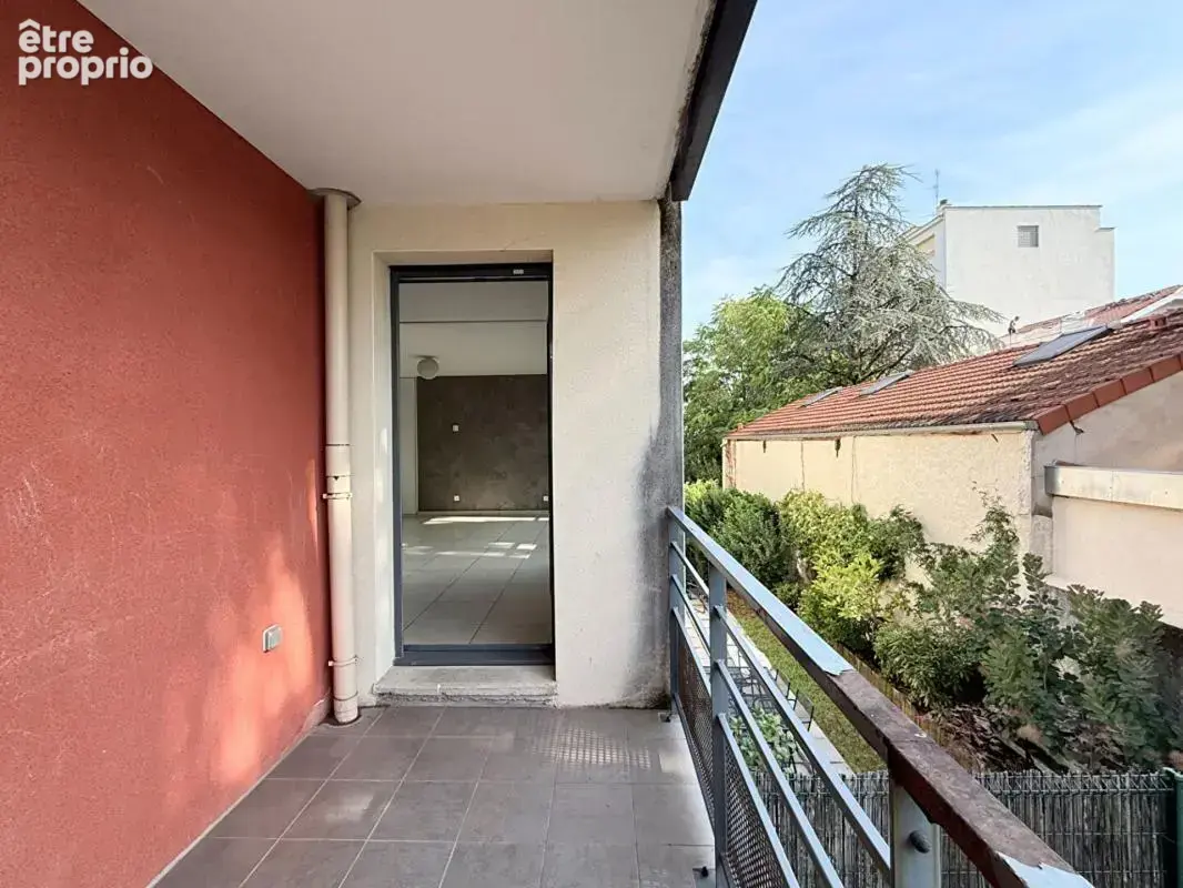 Vente appartement T3 sans vis à vis, calme, loggia plein Est - photo 2