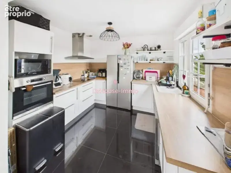 Maison 7 pièces 192 m² à vendre à Rosieres-Pres-Troyes (10430) - photo 3