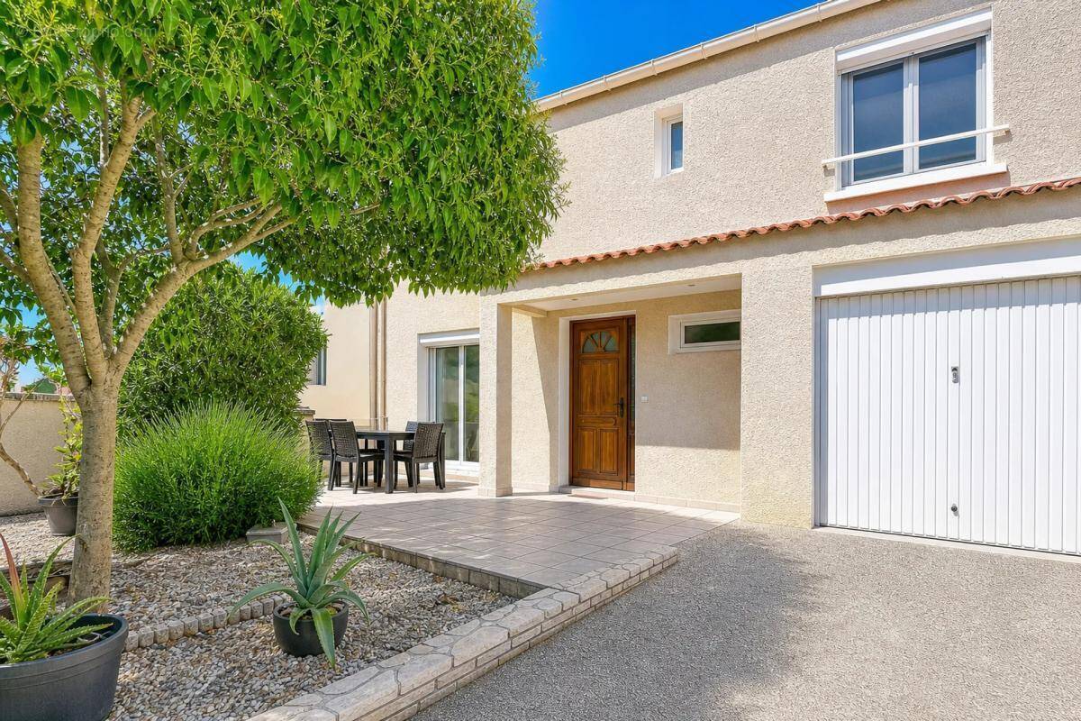 Maison à CAPESTANG