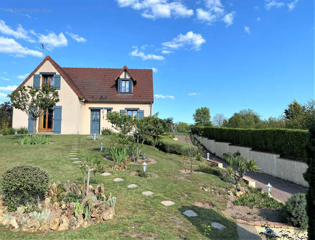 Maison à CHATEAUMEILLANT
