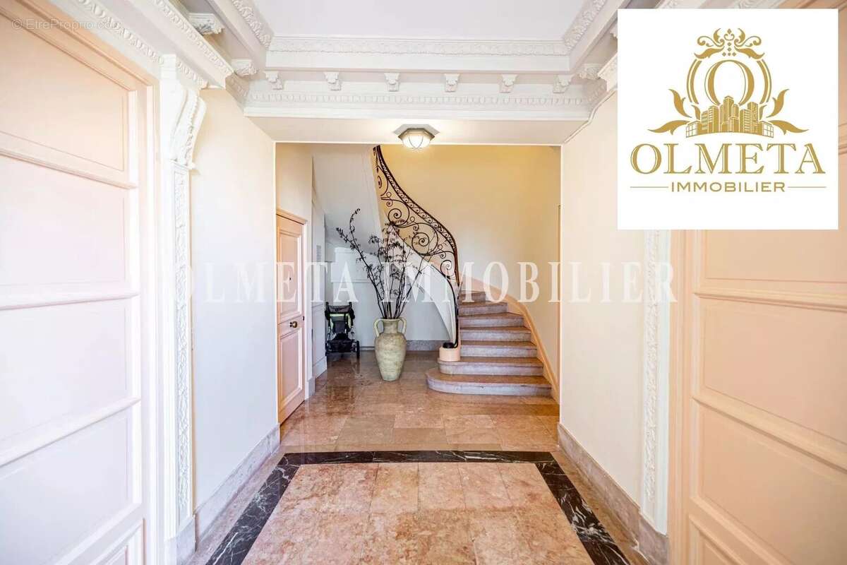 Appartement à ROQUEBRUNE-CAP-MARTIN